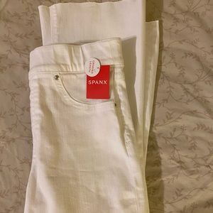 New with Tags Spanx Cropped size S